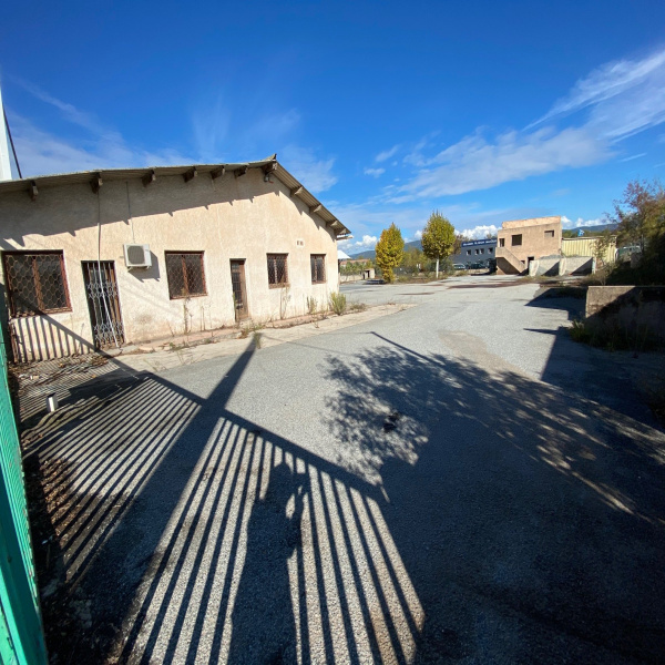 Vente Immobilier Professionnel Murs commerciaux Roquebrune-sur-Argens 83520